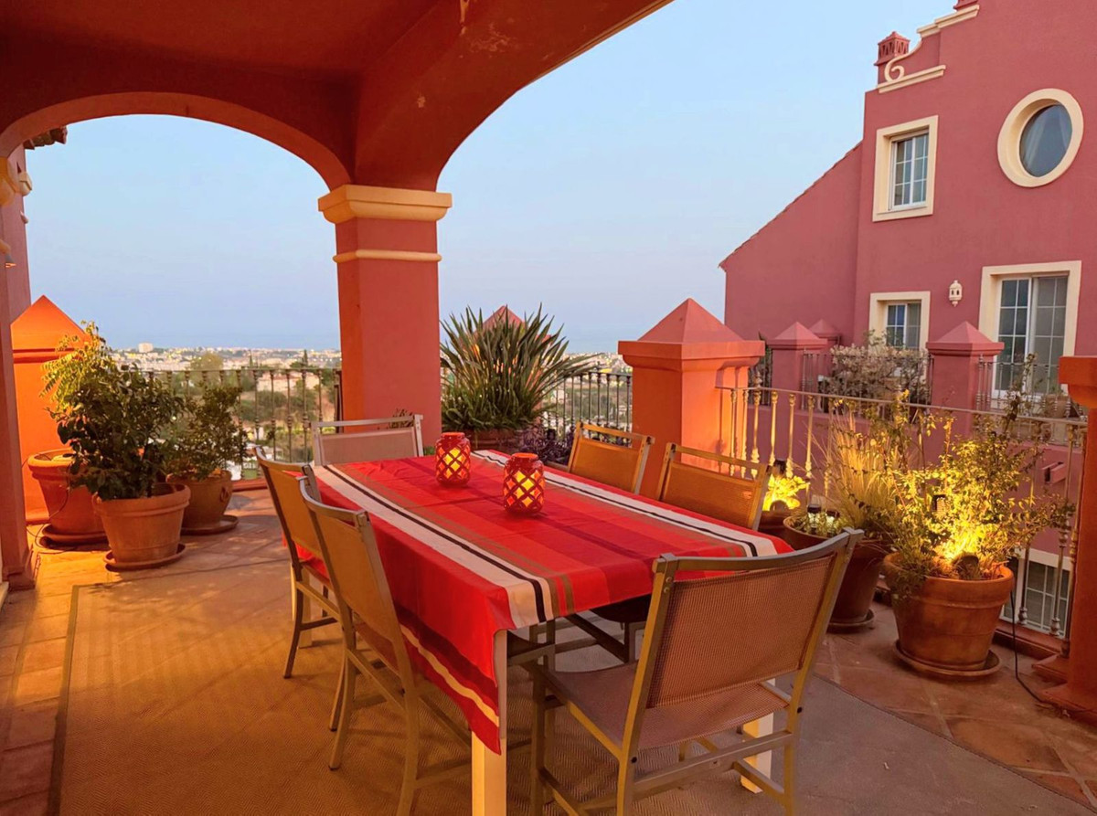 Penthouse te koop in Benahavís | 3 slaapkamers H5156029