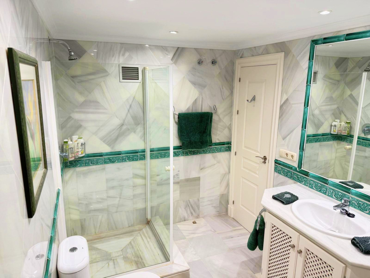 Penthouse te koop in Benahavís | 3 slaapkamers H5156029