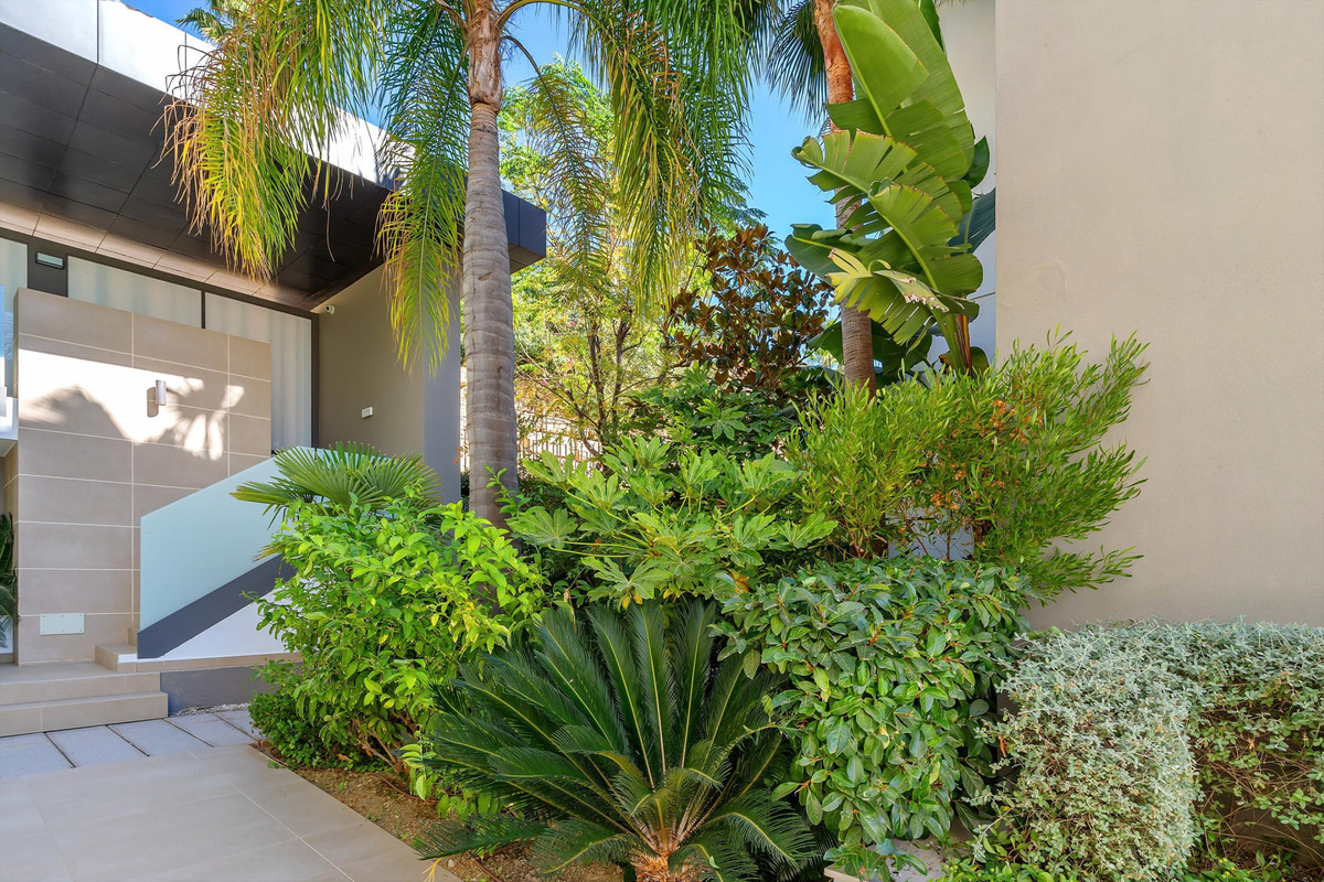 Property main view 32