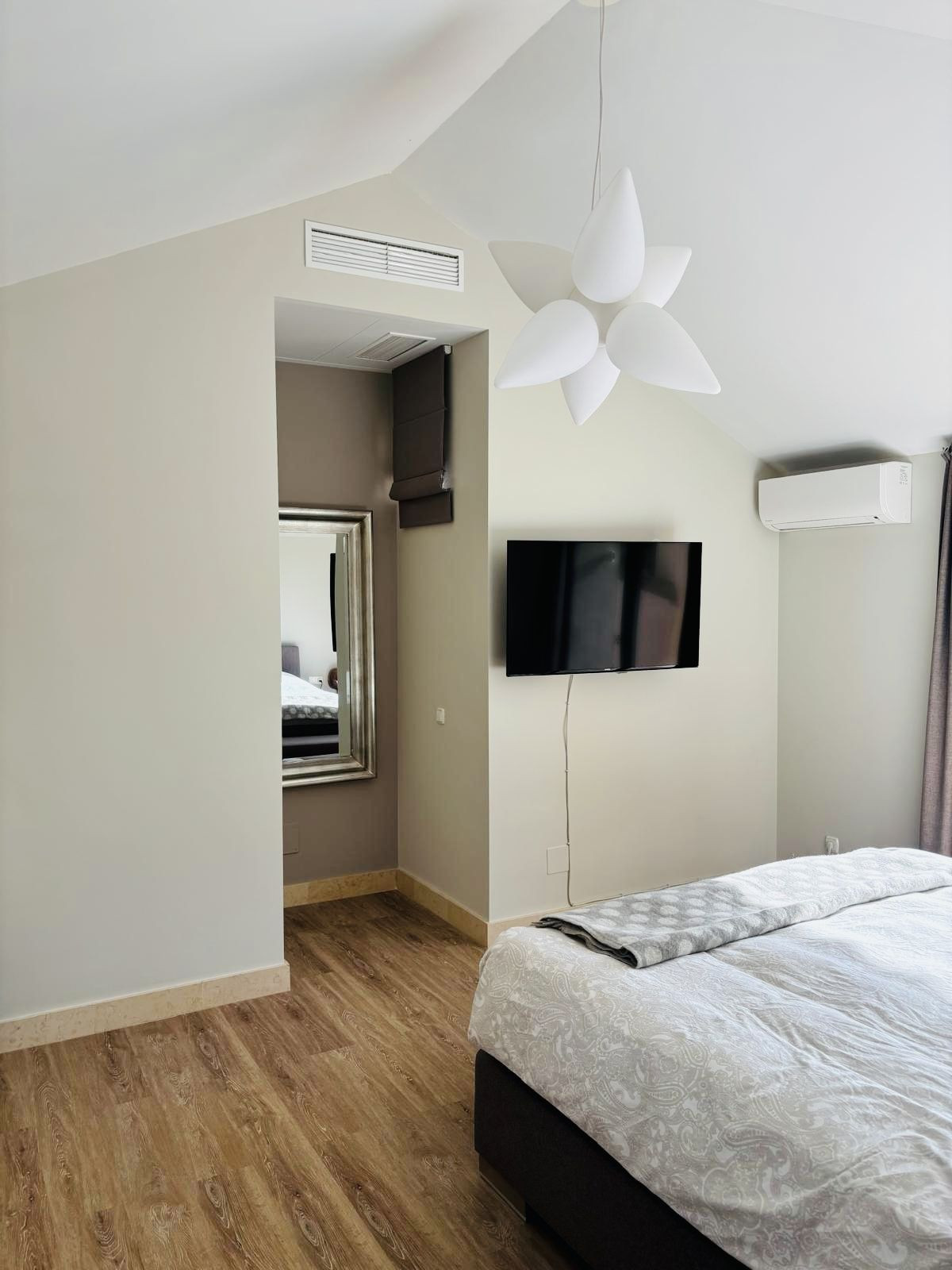 Property main view 12