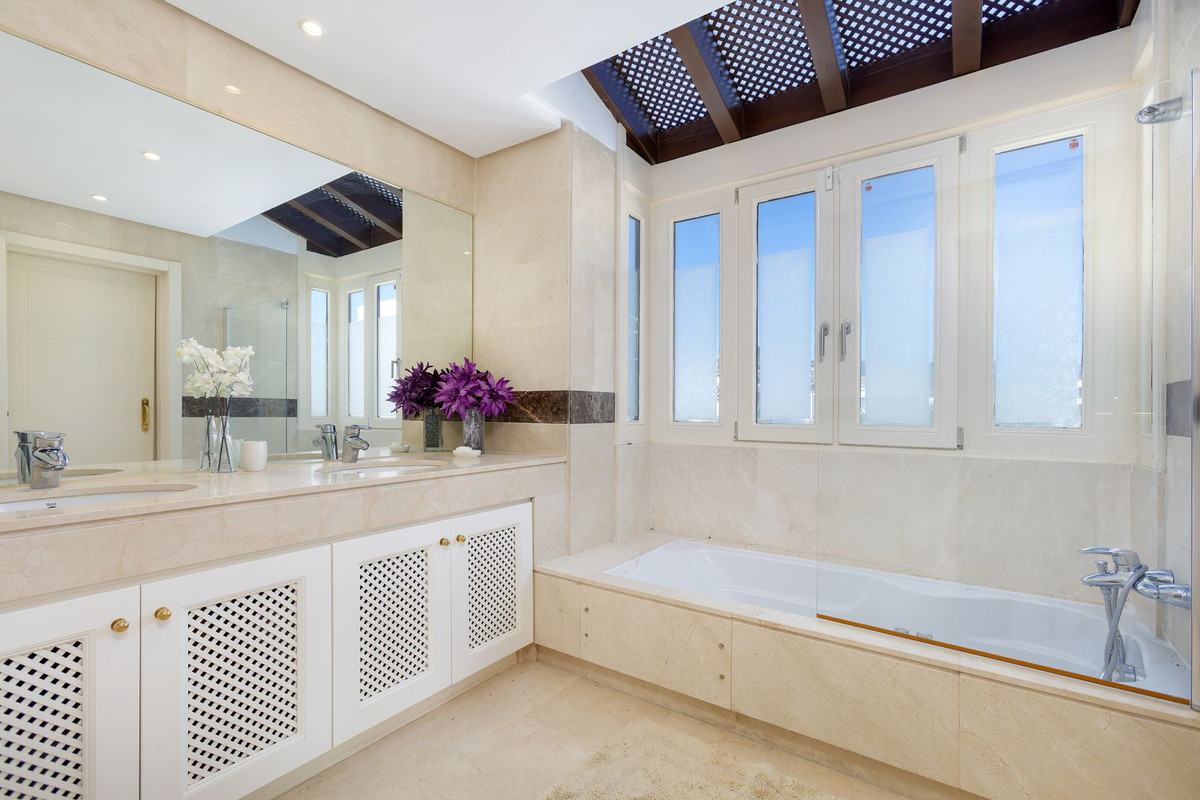 Appartement te koop in Benahavís | 3 slaapkamers H5232301