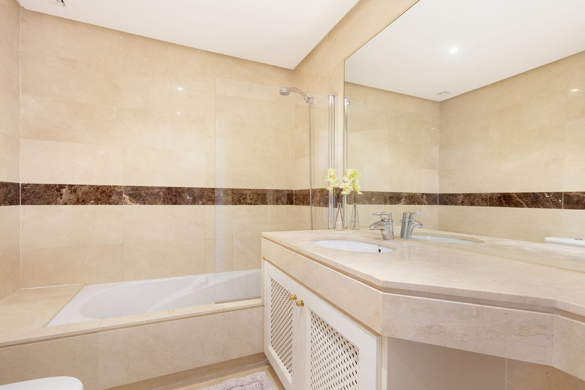 Appartement te koop in Benahavís | 3 slaapkamers H5232301