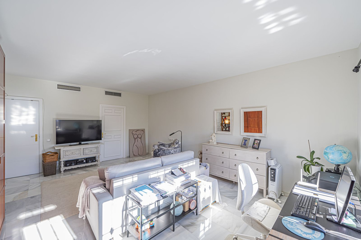 Appartement te koop in Benahavís | 2 slaapkamers H5236168