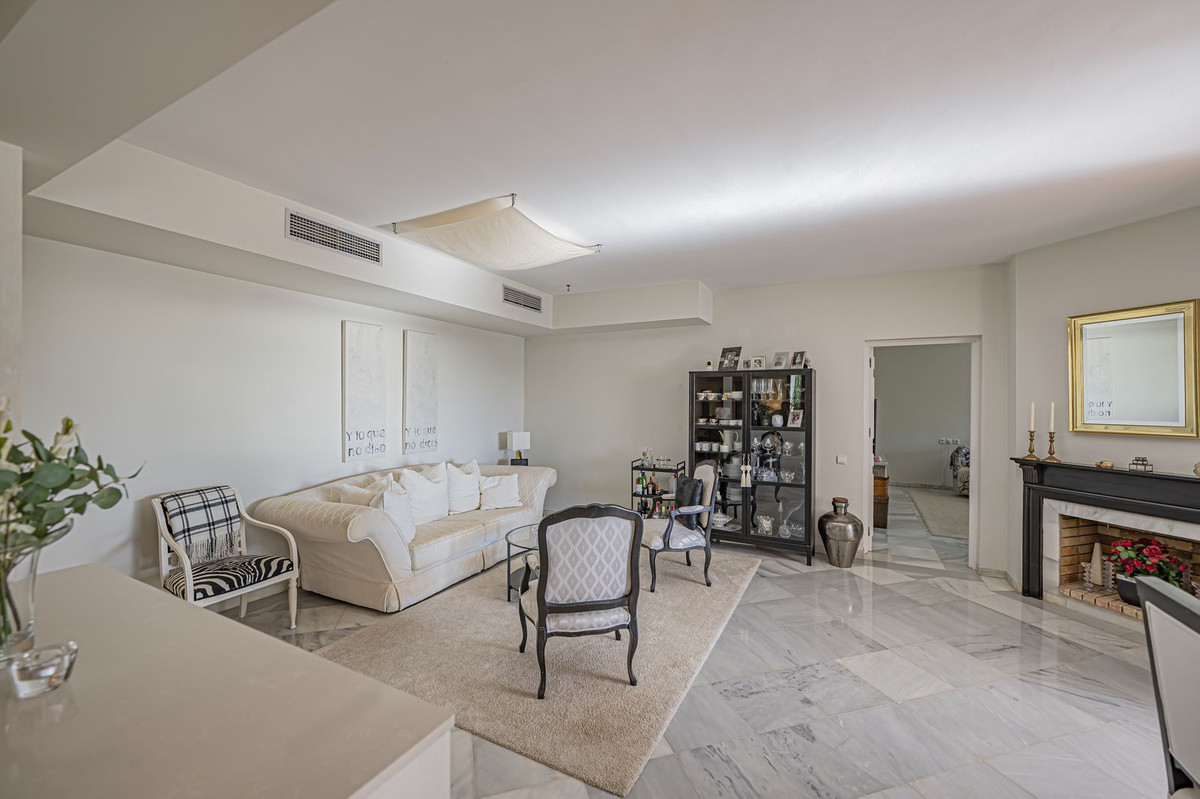 Appartement te koop in Benahavís | 2 slaapkamers H5236168