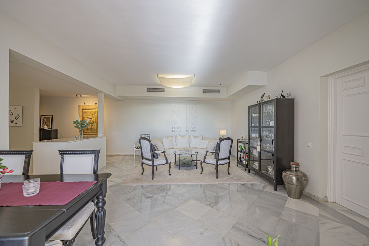 Appartement te koop in Benahavís | 2 slaapkamers H5236168