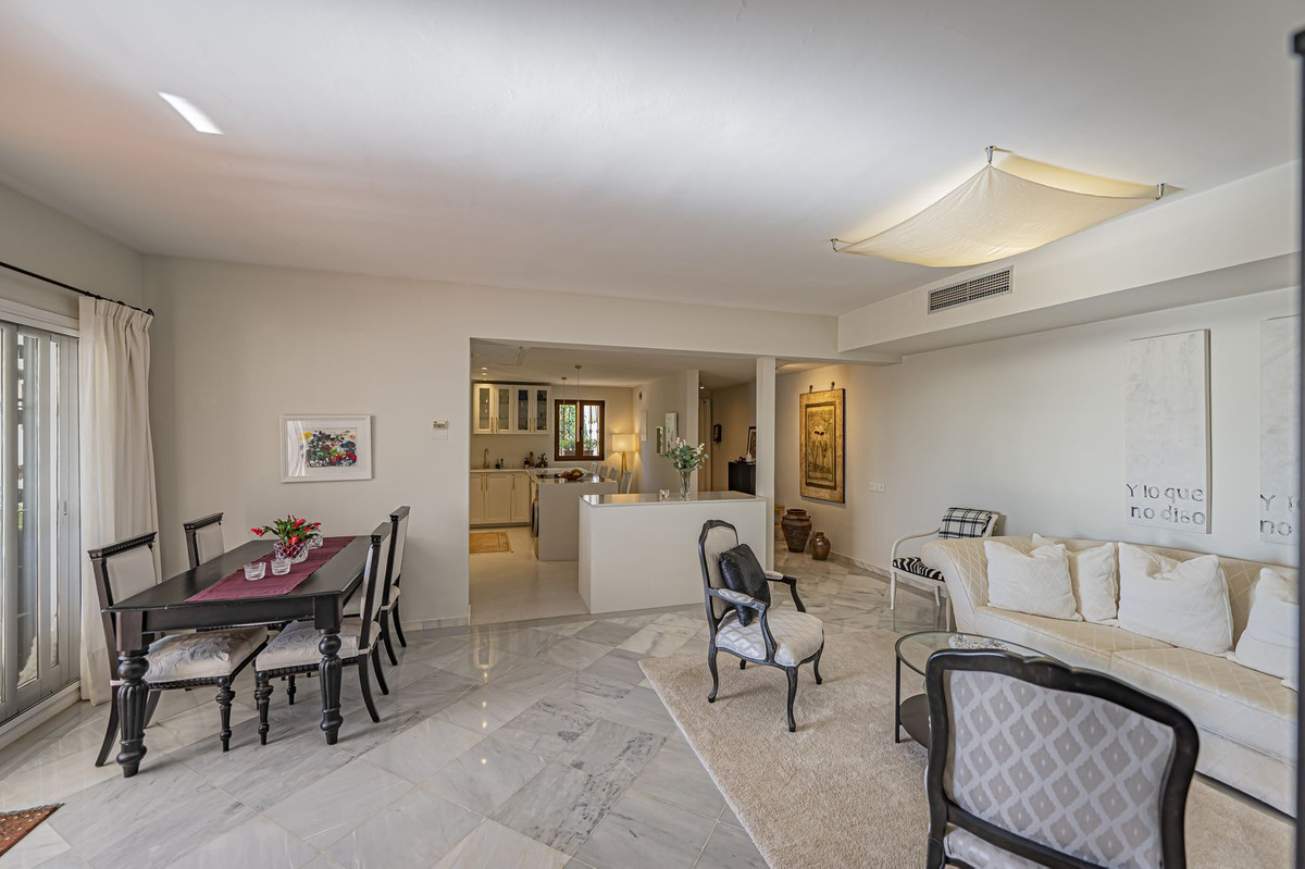 Appartement te koop in Benahavís | 2 slaapkamers H5236168