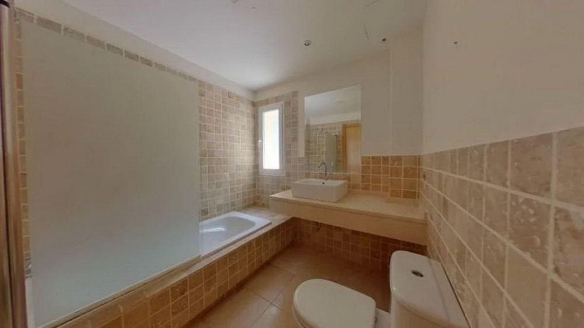 Property main view 32