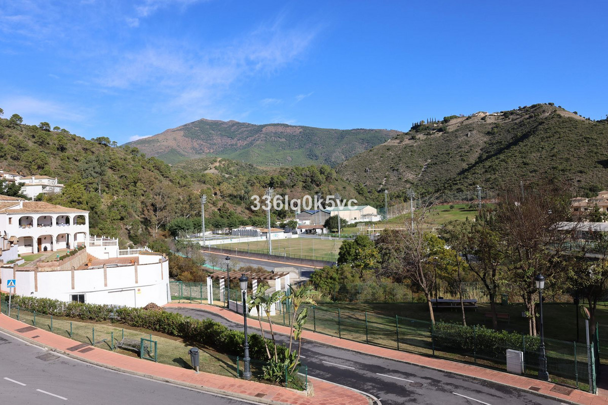 Penthouse te koop in Benahavís | 2 slaapkamers H5258848