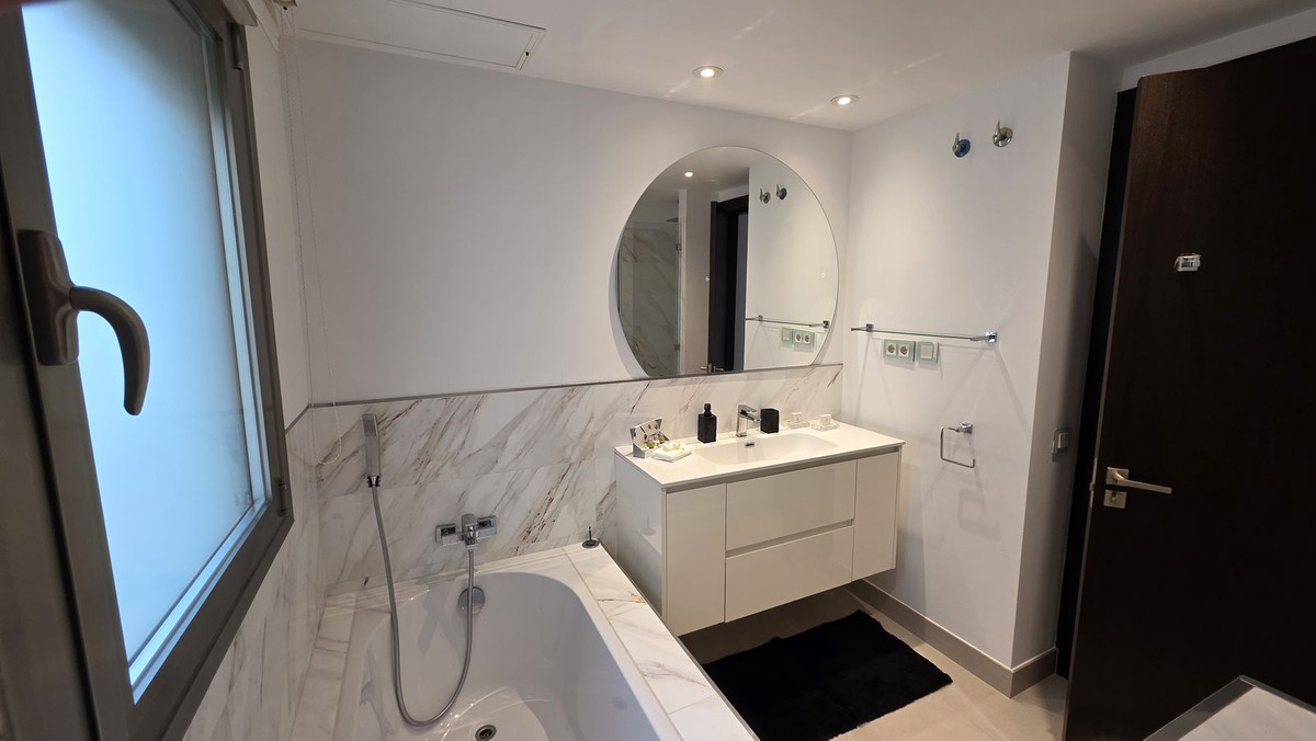 Appartement te koop in Benahavís | 3 slaapkamers H5264245