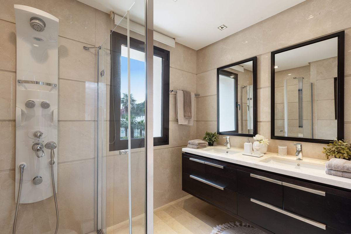 Appartement te koop in Benahavís | 2 slaapkamers H5265595