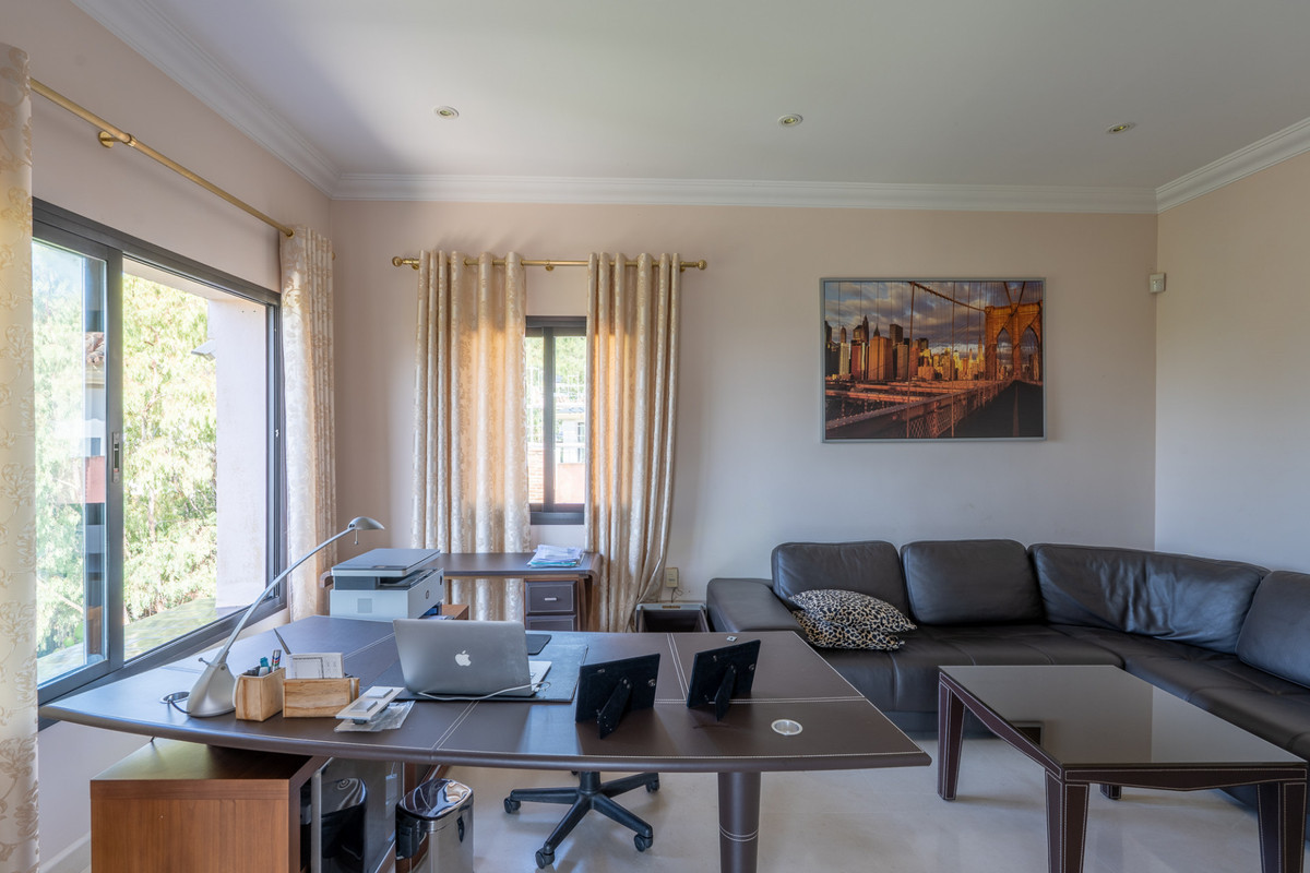 Huis te koop in Benahavís | 8 slaapkamers H5294299