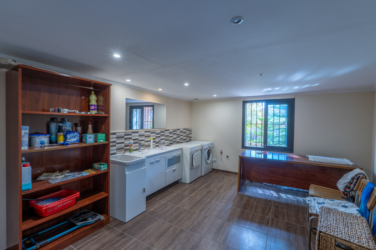 Huis te koop in Benahavís | 8 slaapkamers H5294299