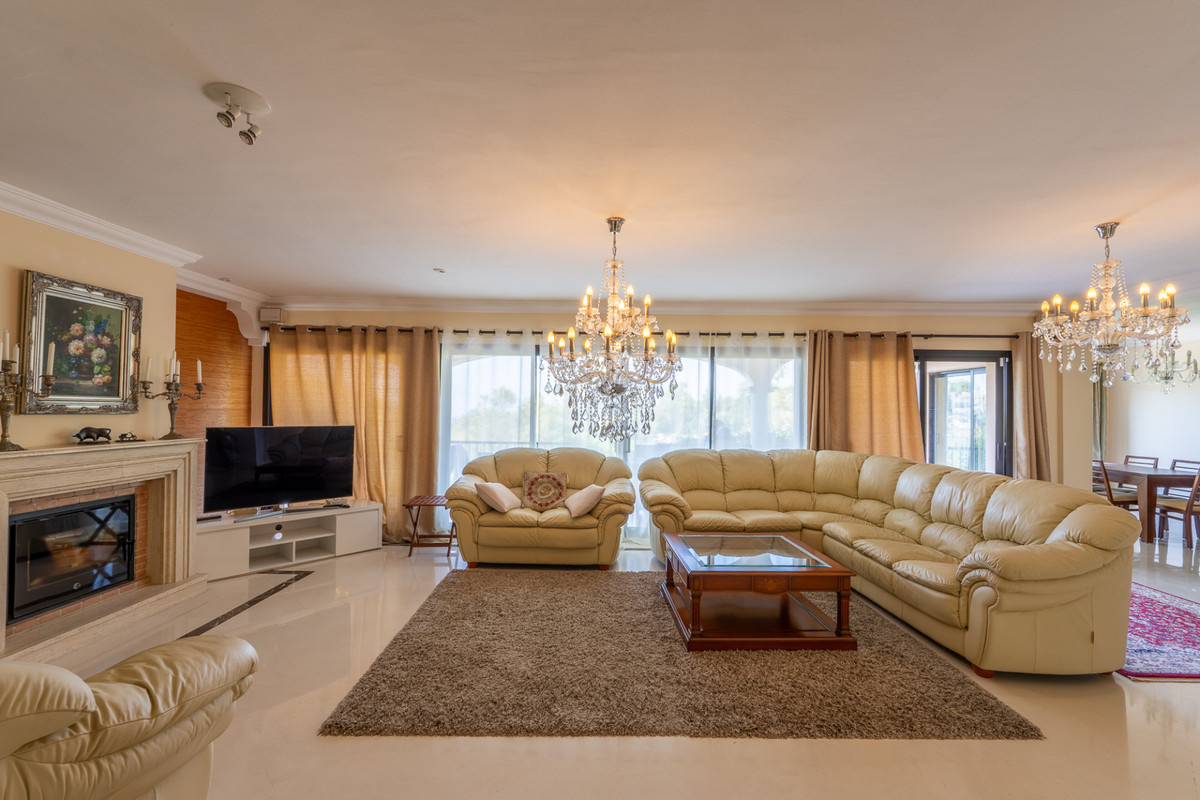 Huis te koop in Benahavís | 8 slaapkamers H5294299