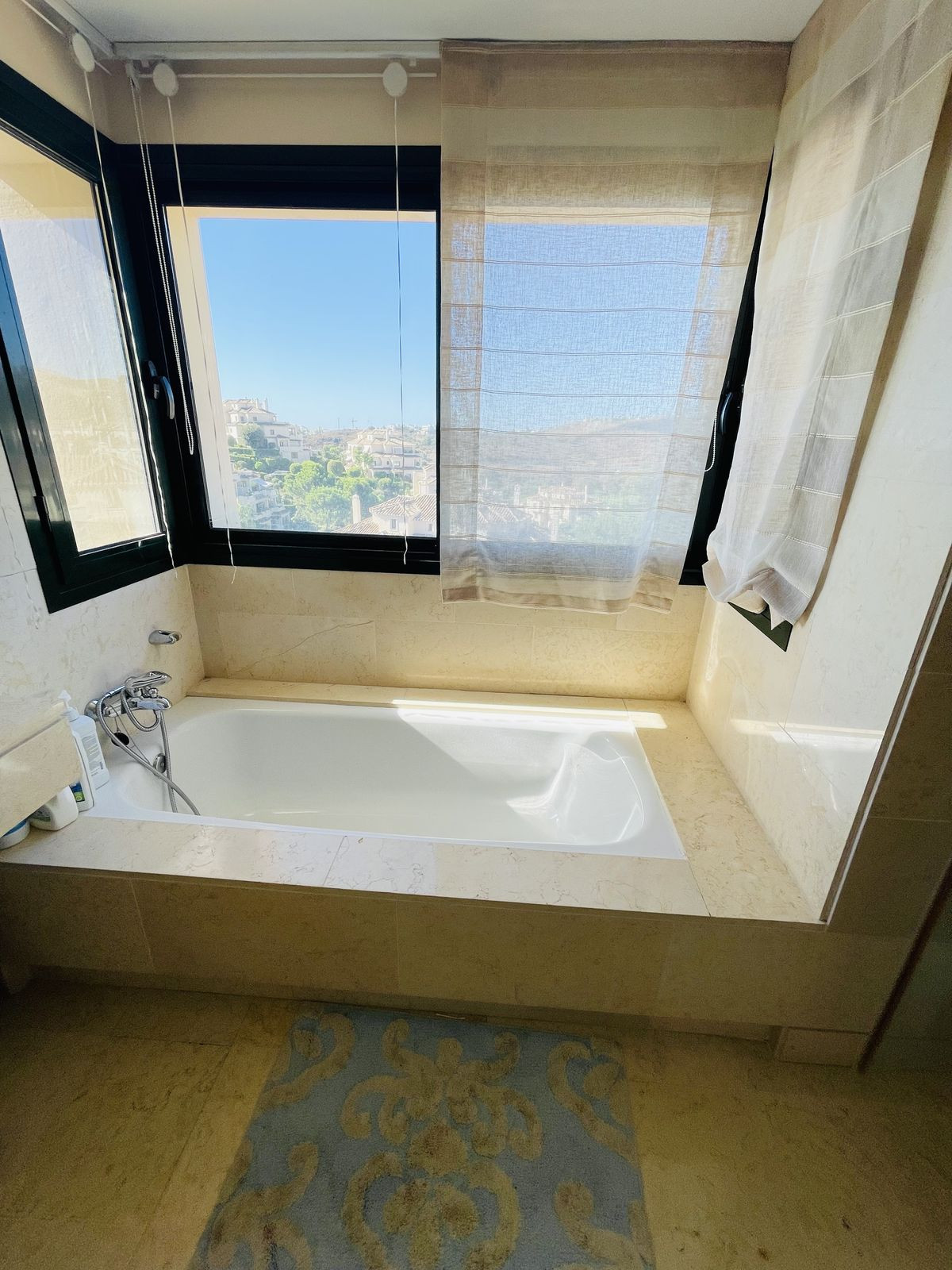Penthouse te koop in Benahavís | 4 slaapkamers H5314858