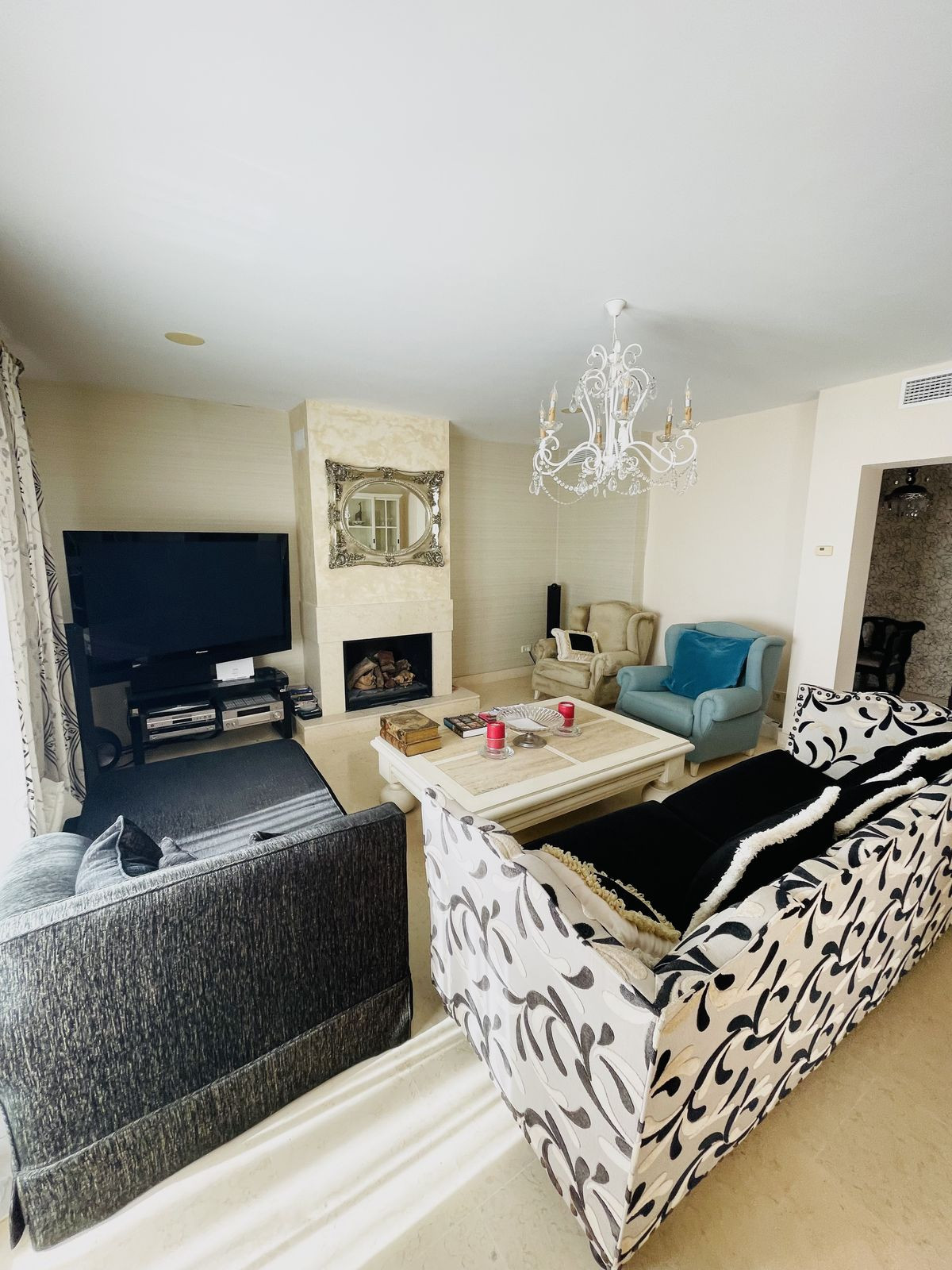 Penthouse te koop in Benahavís | 4 slaapkamers H5314858