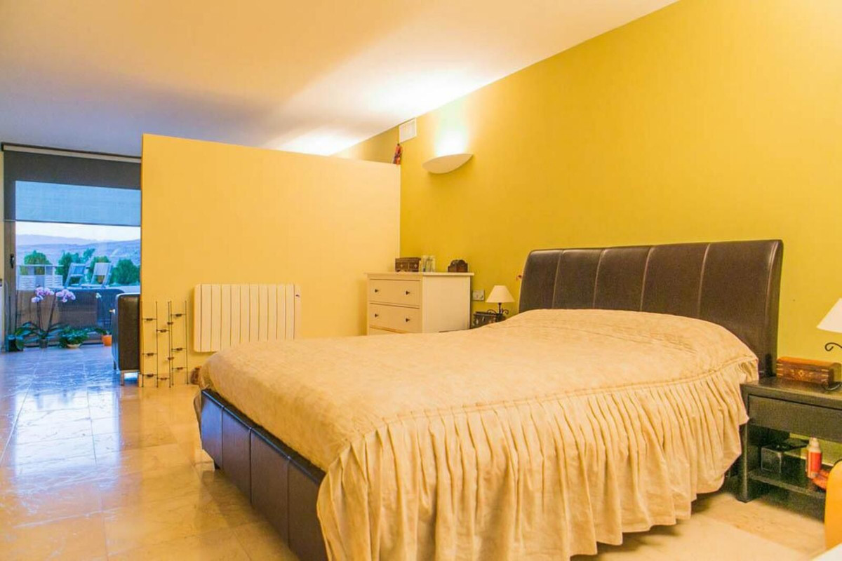 Appartement te koop in Benahavís | 4 slaapkamers H5352640