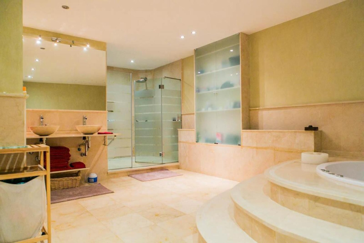 Appartement te koop in Benahavís | 4 slaapkamers H5352640