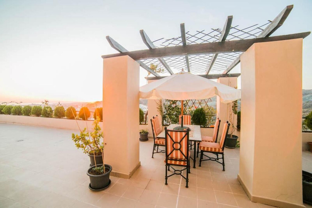 Appartement te koop in Benahavís | 4 slaapkamers H5352640