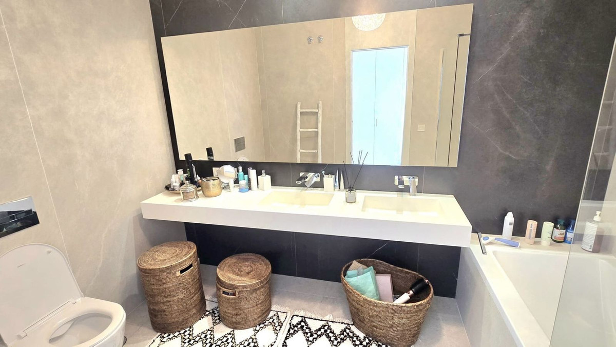Property main view 18