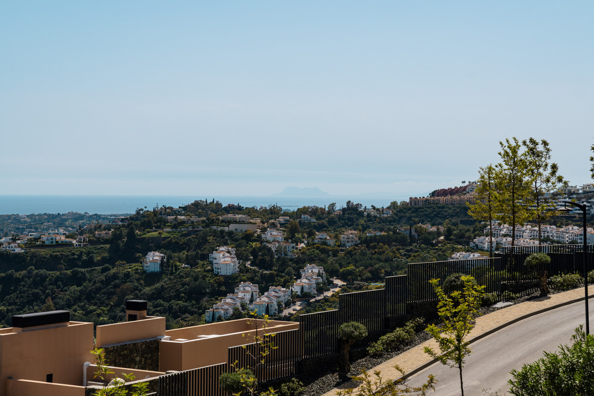 Property main view 44