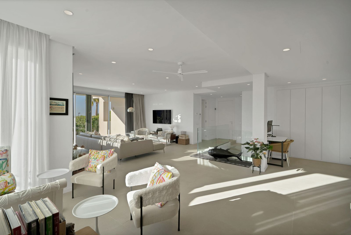 Duplex te koop in Benahavís | 3 slaapkamers H5361448