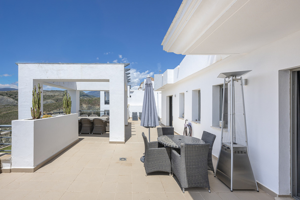 Penthouse te koop in Benahavís | 3 slaapkamers H5367556