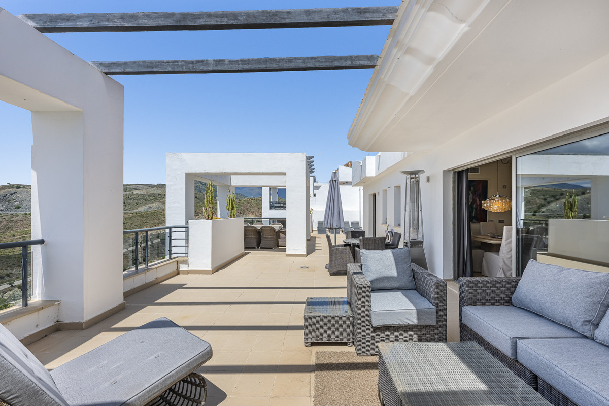 Penthouse te koop in Benahavís | 3 slaapkamers H5367556