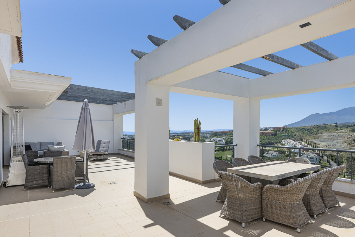 Penthouse te koop in Benahavís | 3 slaapkamers H5367556