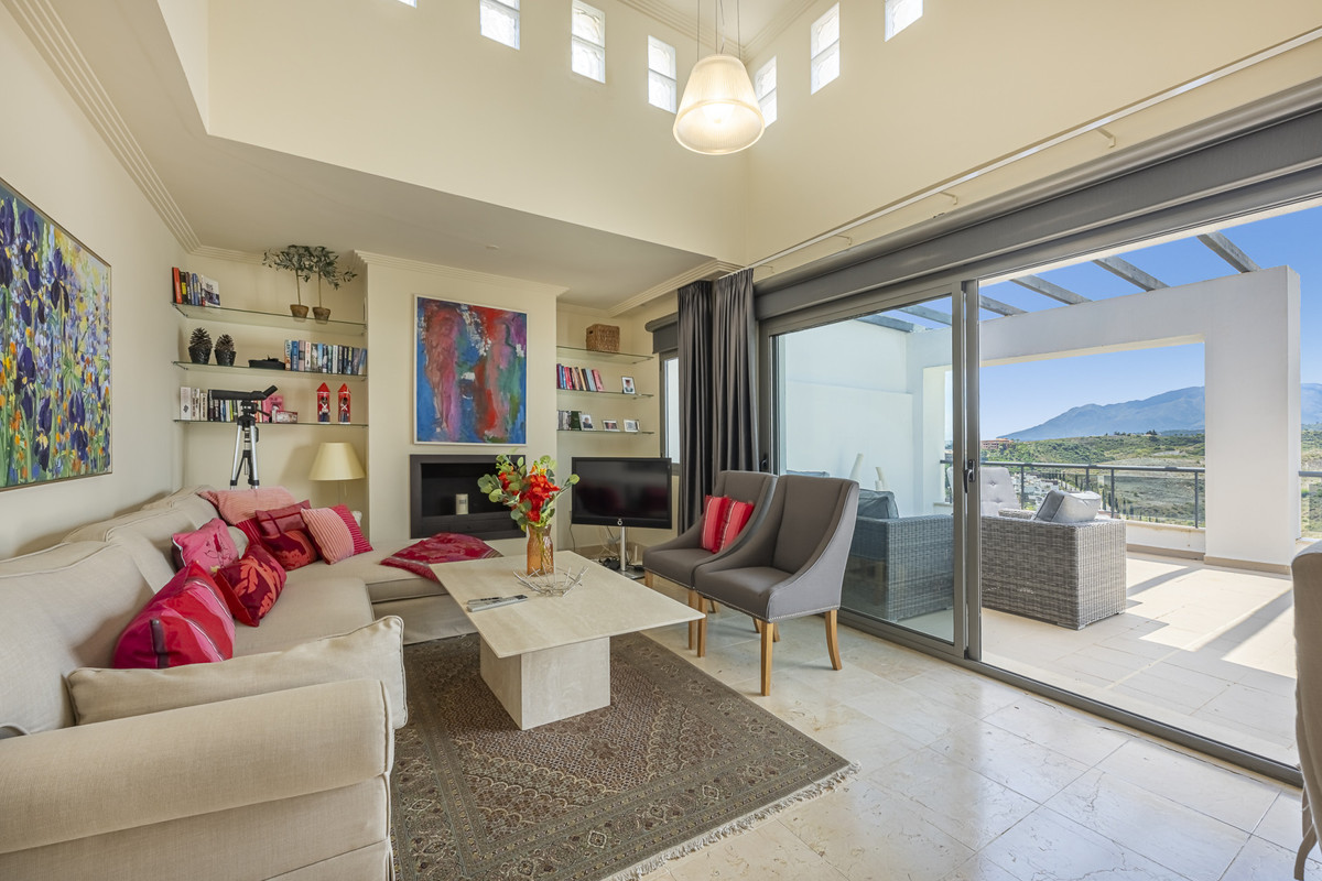 Penthouse te koop in Benahavís | 3 slaapkamers H5367556