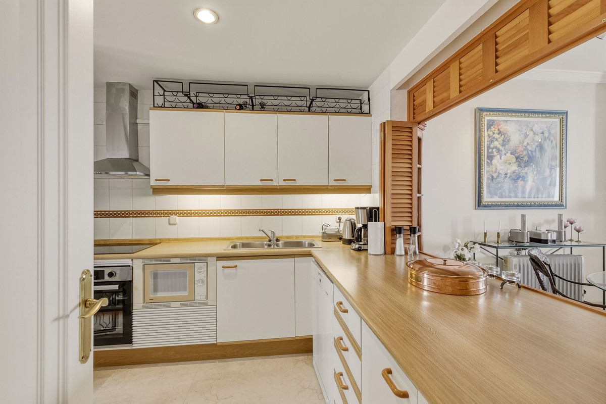 Appartement te koop in Benahavís | 2 slaapkamers H5379073