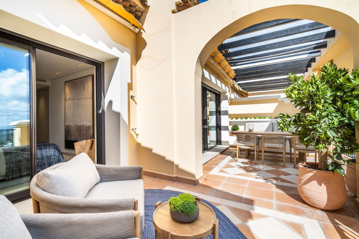 Penthouse te koop in Benahavís | 3 slaapkamers H5382919