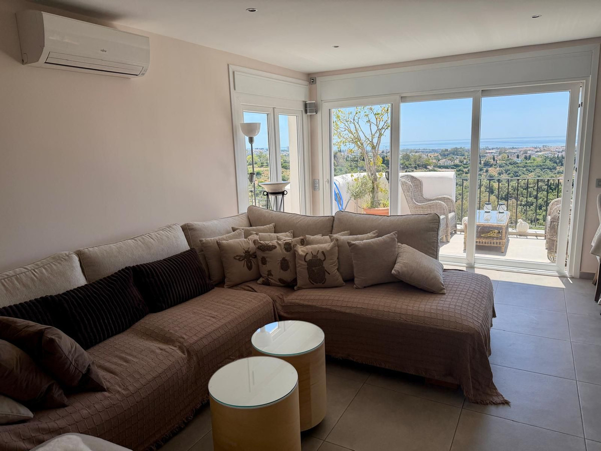 Penthouse te koop in Benahavís | 2 slaapkamers H5401108