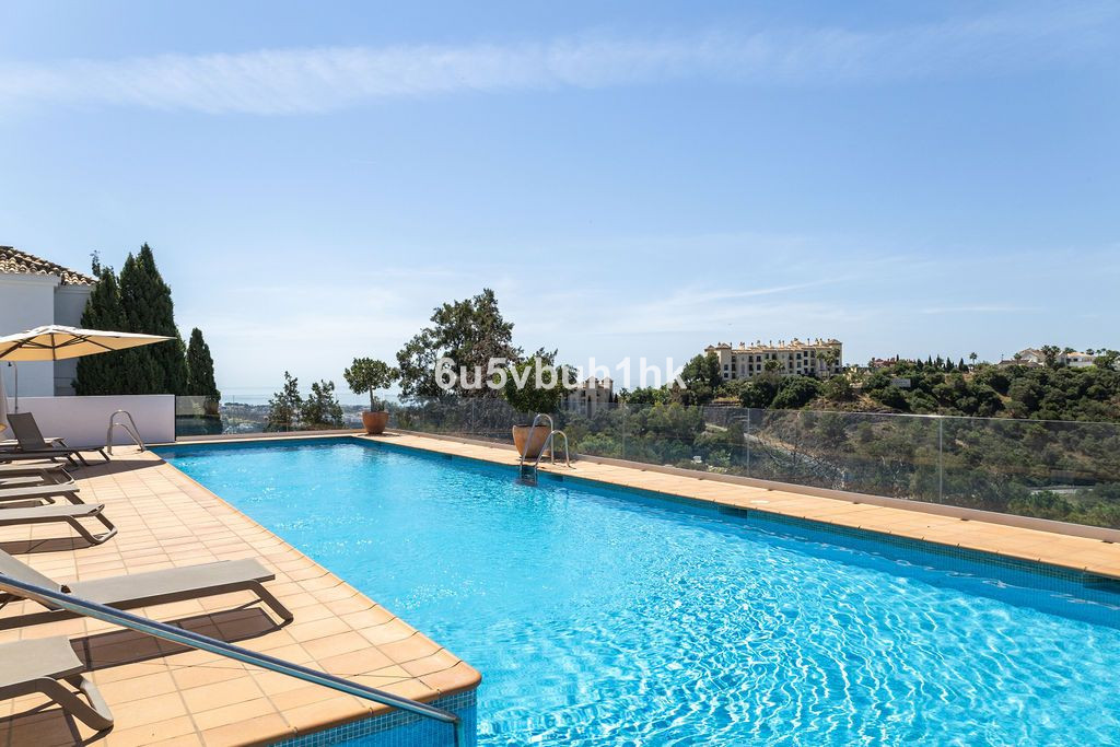 Penthouse te koop in Benahavís | 2 slaapkamers H5406991