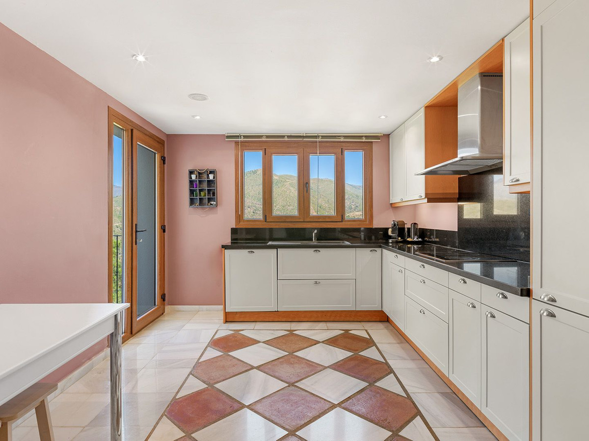 Appartement te koop in Benahavís | 5 slaapkamers H5407639