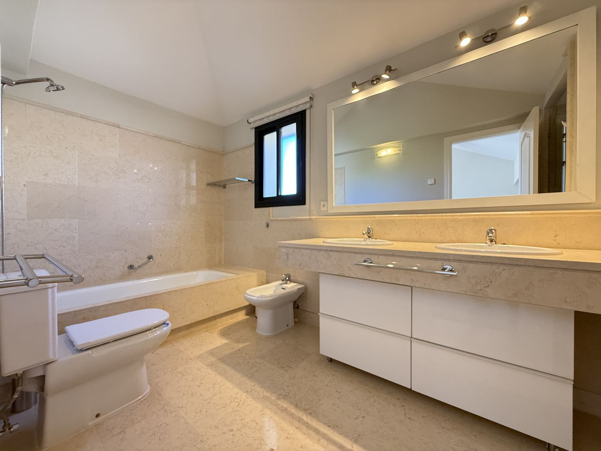 Appartement te koop in Benahavís | 3 slaapkamers H5408053