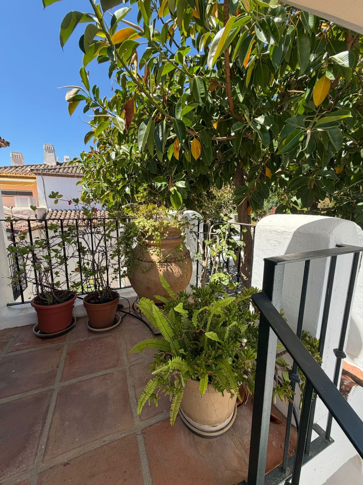 Penthouse te koop in Benahavís | 2 slaapkamers H5411941