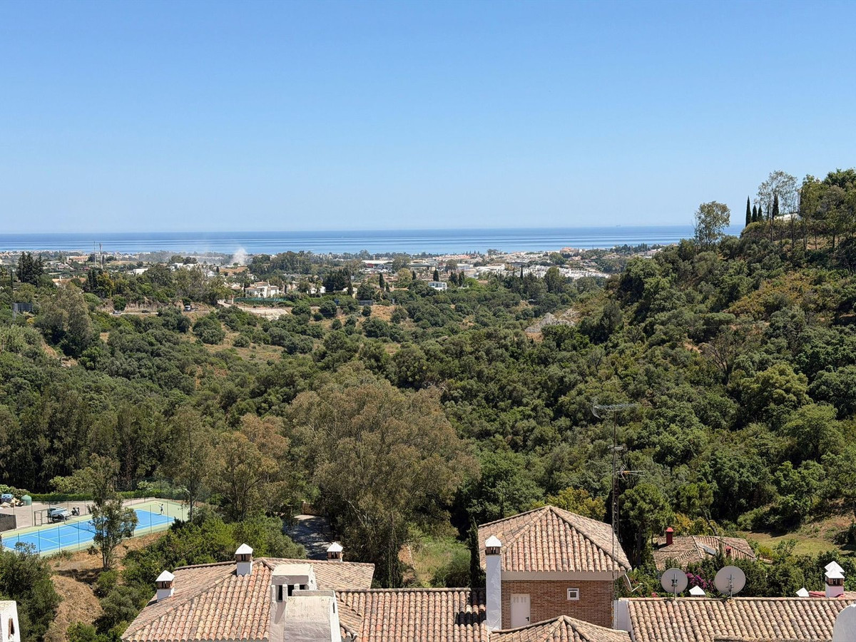 Penthouse te koop in Benahavís | 2 slaapkamers H5411941