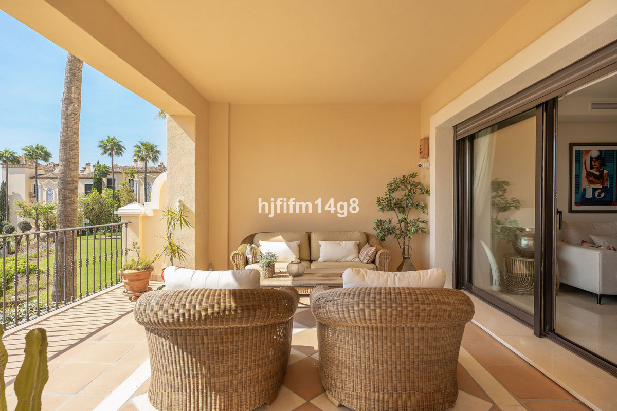Appartement te koop in Benahavís | 2 slaapkamers H5413534
