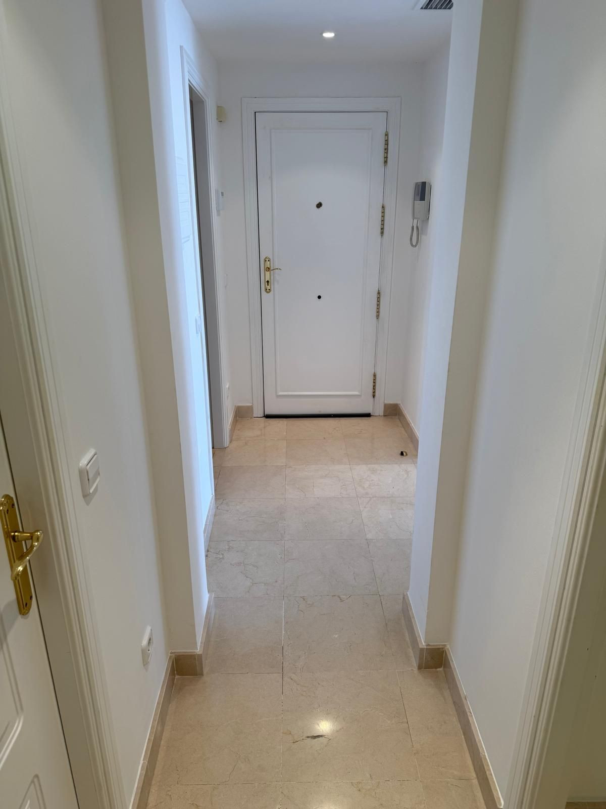 Penthouse te koop in Benahavís | 2 slaapkamers H5413726