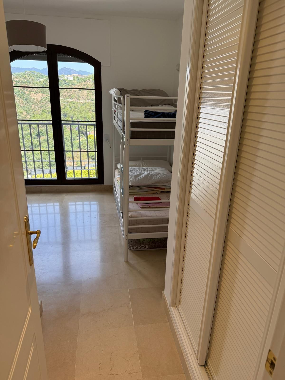 Penthouse te koop in Benahavís | 2 slaapkamers H5413726