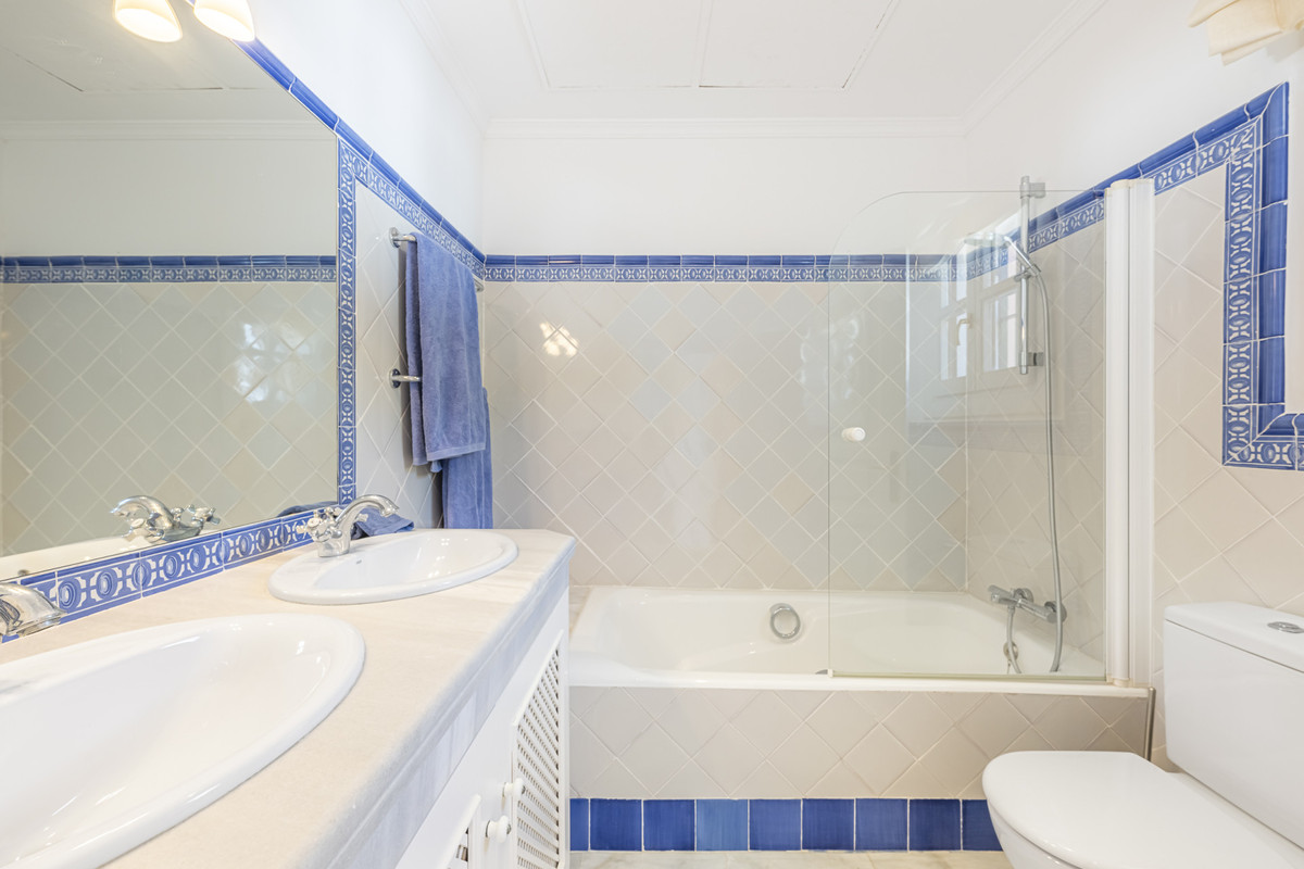 Appartement te koop in Benahavís | 4 slaapkamers H5431945