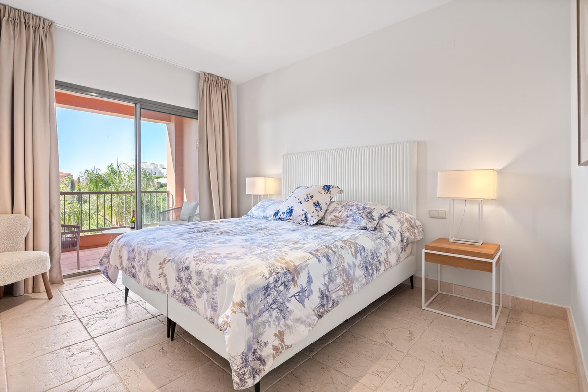 Appartement te koop in Benahavís | 2 slaapkamers H5433796
