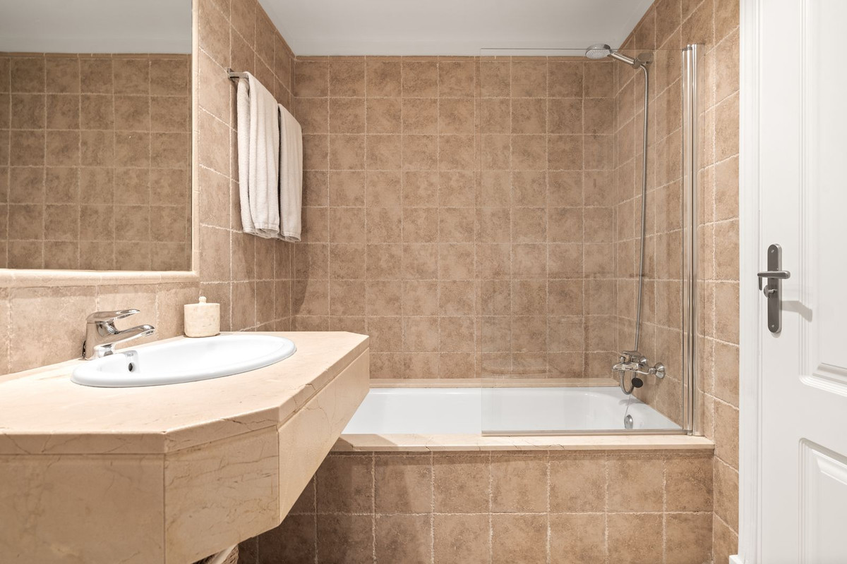 Appartement te koop in Benahavís | 2 slaapkamers H5433796