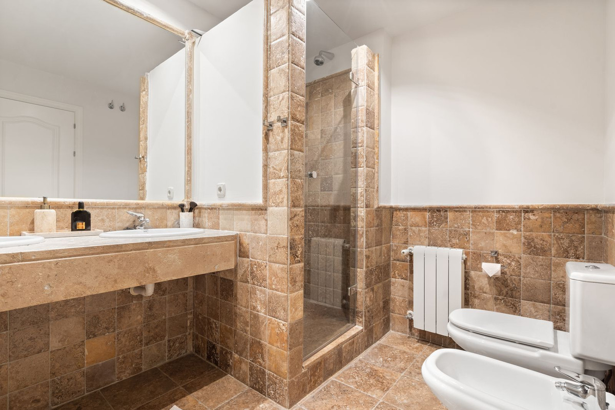 Appartement te koop in Benahavís | 2 slaapkamers H5433796
