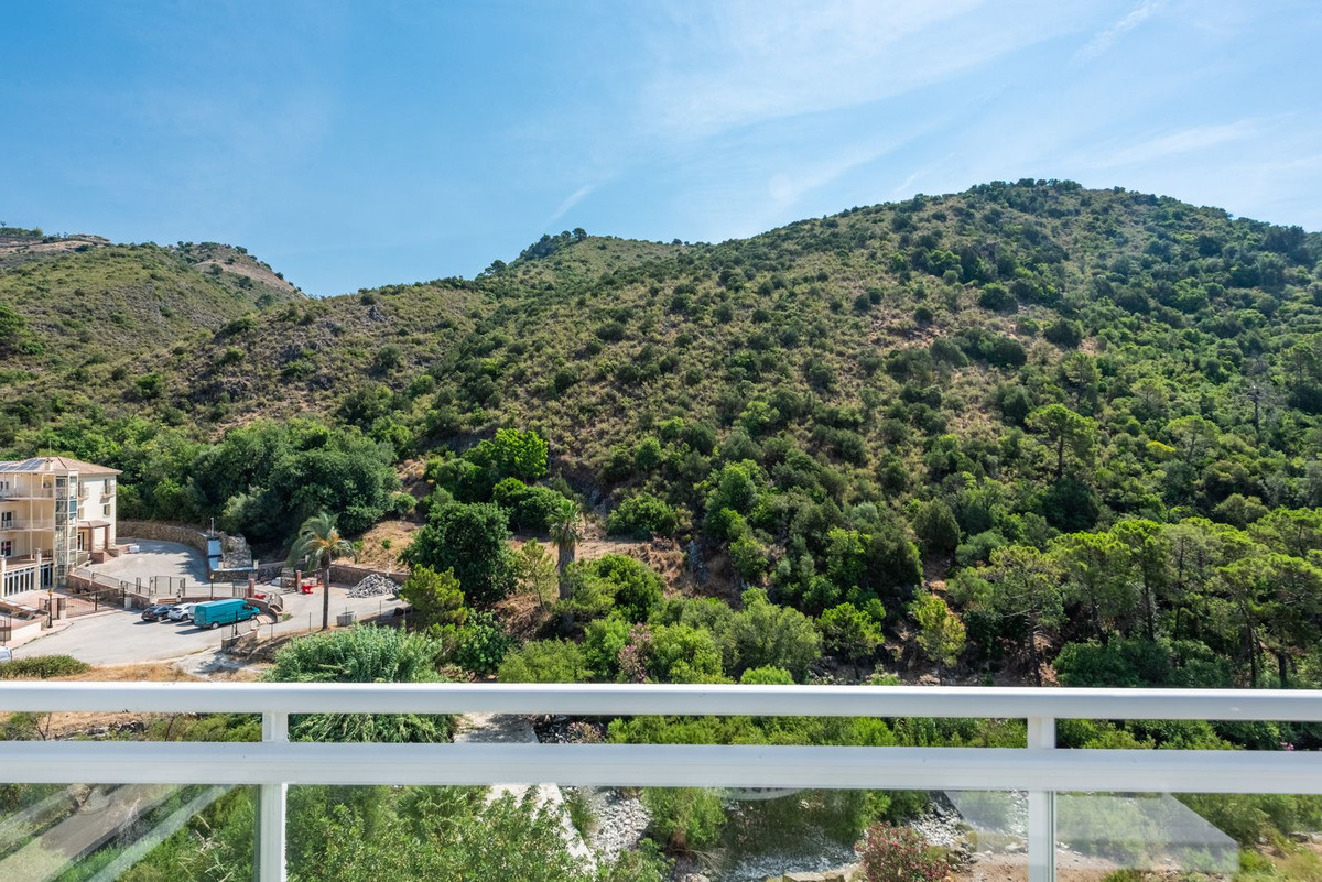 Penthouse te koop in Benahavís | 3 slaapkamers H5433970
