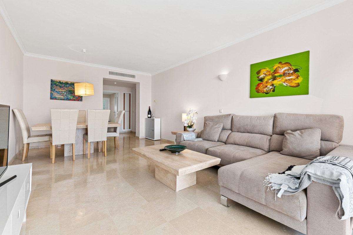 Appartement te koop in Benahavís | 2 slaapkamers H5437636