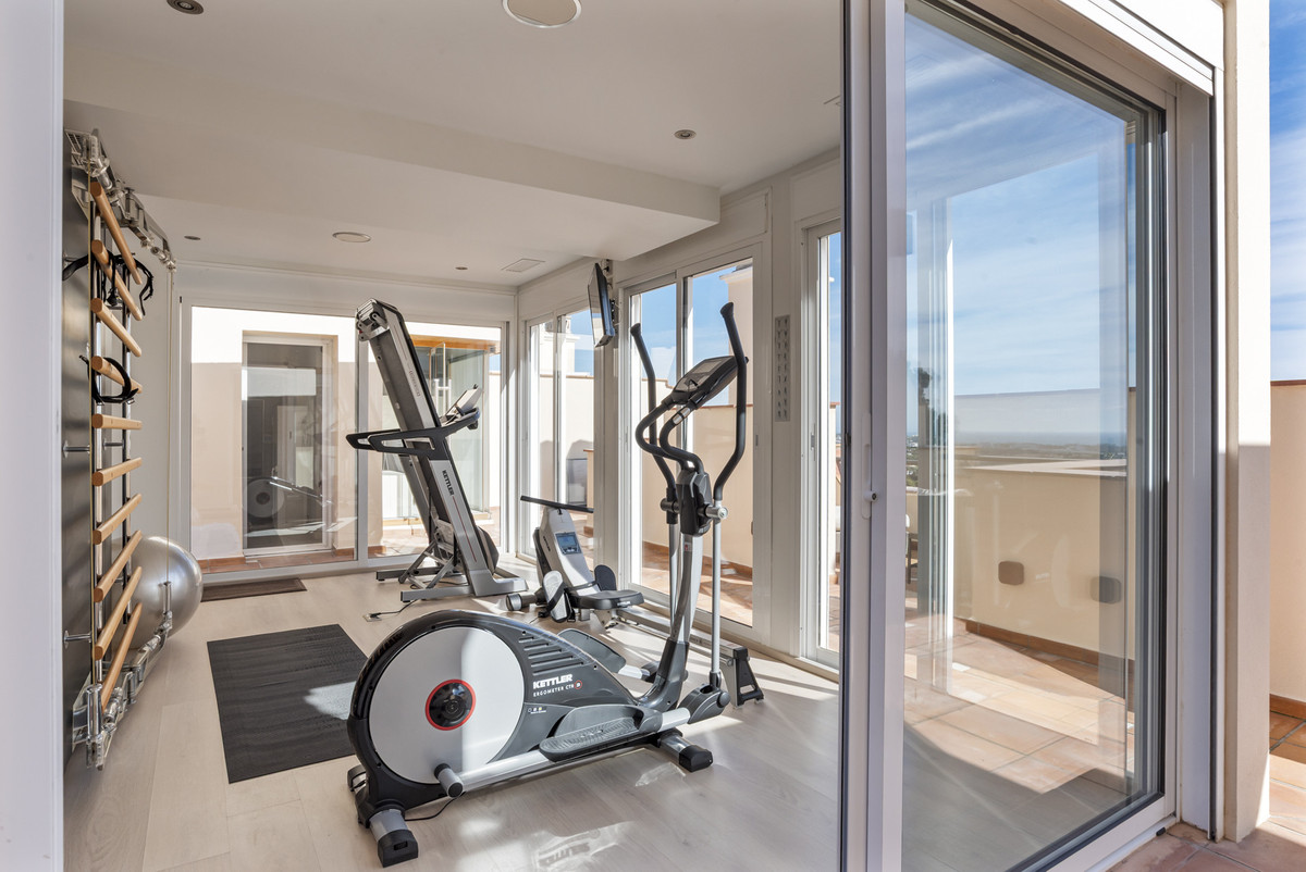 Penthouse te koop in Benahavís | 4 slaapkamers H5440771
