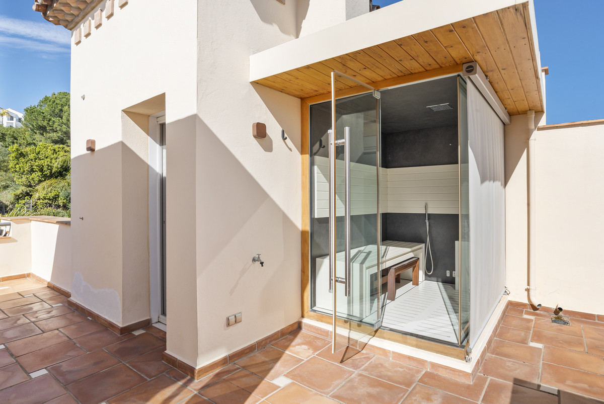 Penthouse te koop in Benahavís | 4 slaapkamers H5440771