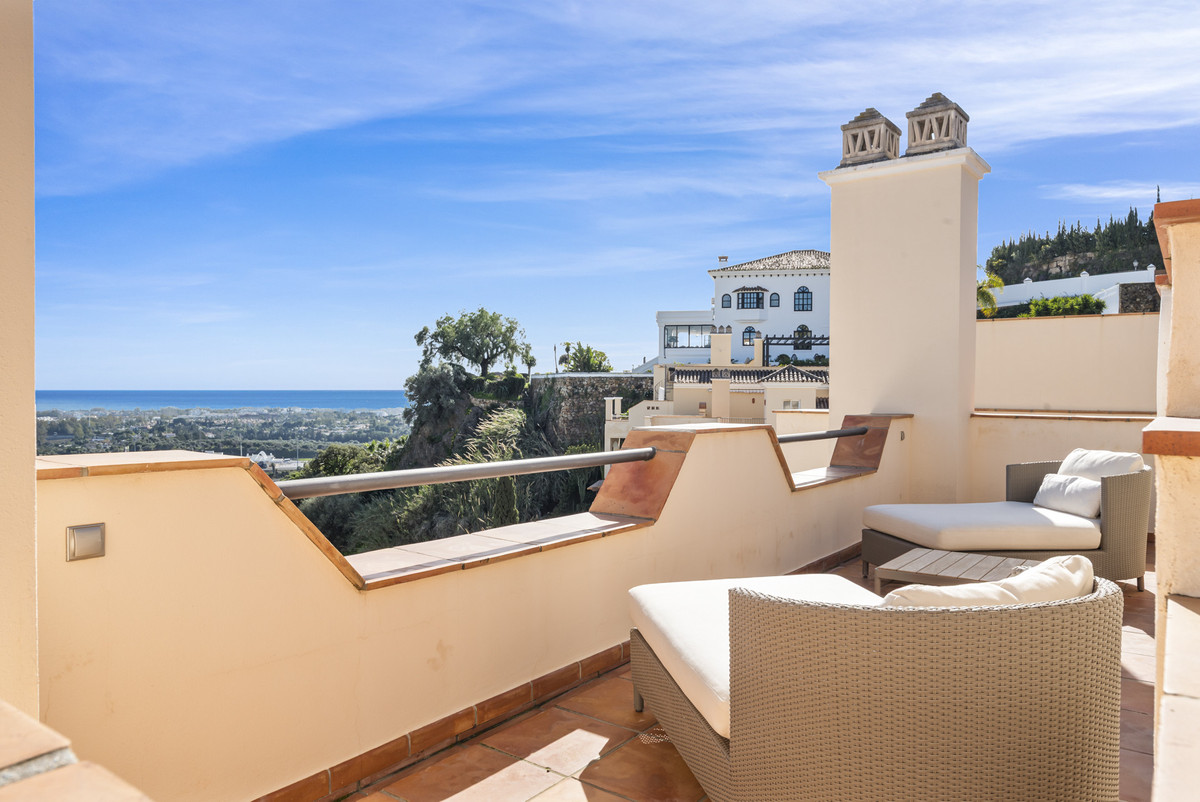 Penthouse te koop in Benahavís | 4 slaapkamers H5440771