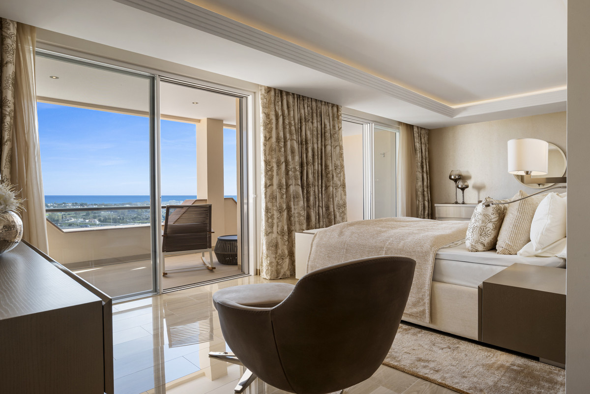 Penthouse te koop in Benahavís | 4 slaapkamers H5440771